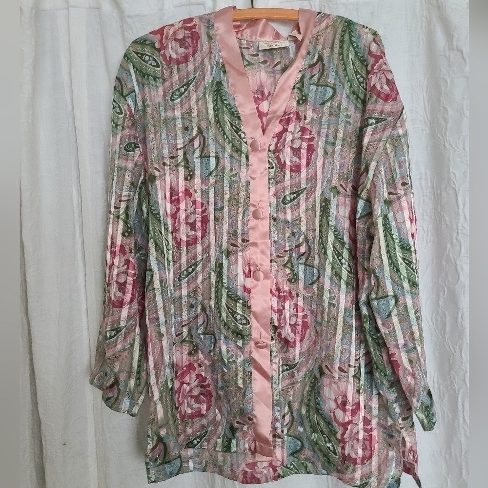 Vintage Victorias Secret Sheer Paisley Pink Floral Short Button Down med Robe